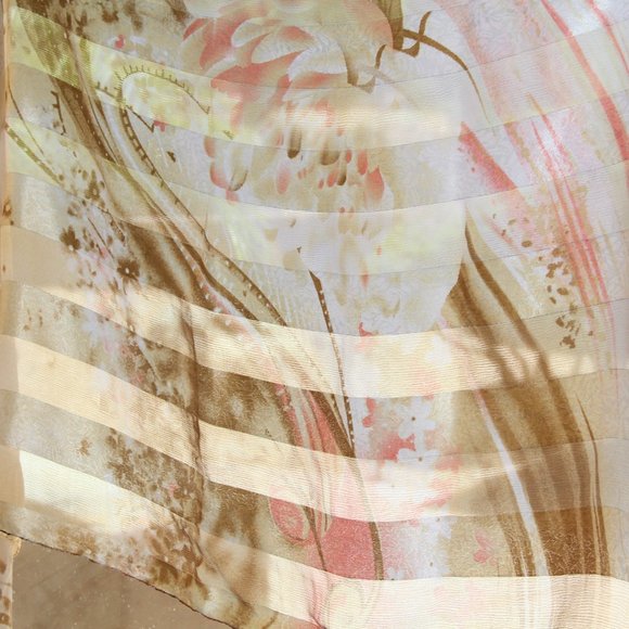 100% Silk Scarf/Wrap. Gorgeous Combination of Silk Weaves - Picture 12 of 13